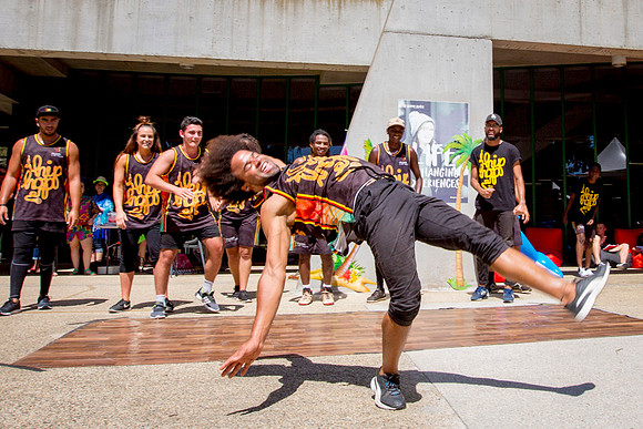 © The Flash Mob