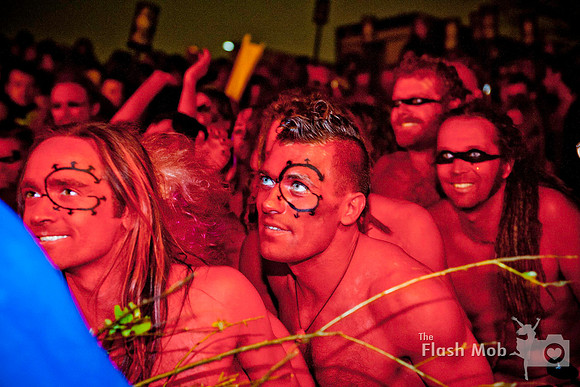 www.theflashmob.photography     facebook.com/theflashmobphoto