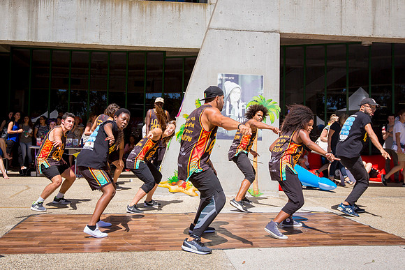 © The Flash Mob