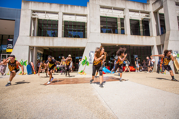© The Flash Mob
