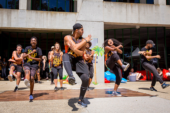 © The Flash Mob