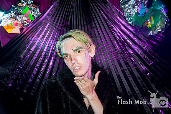 © The Flash Mob