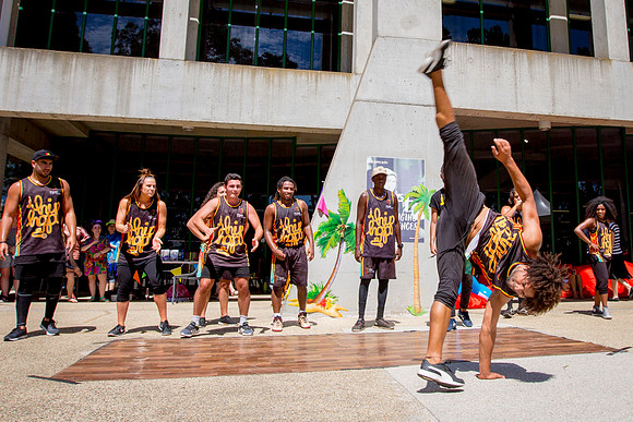 © The Flash Mob
